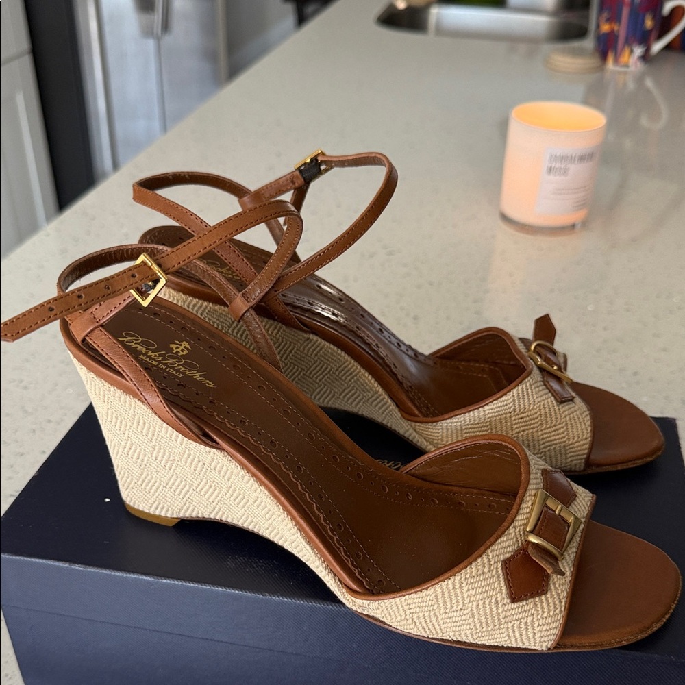Pelle Moda Brown and Cream Wedge Sandals - Picture 3 of 5